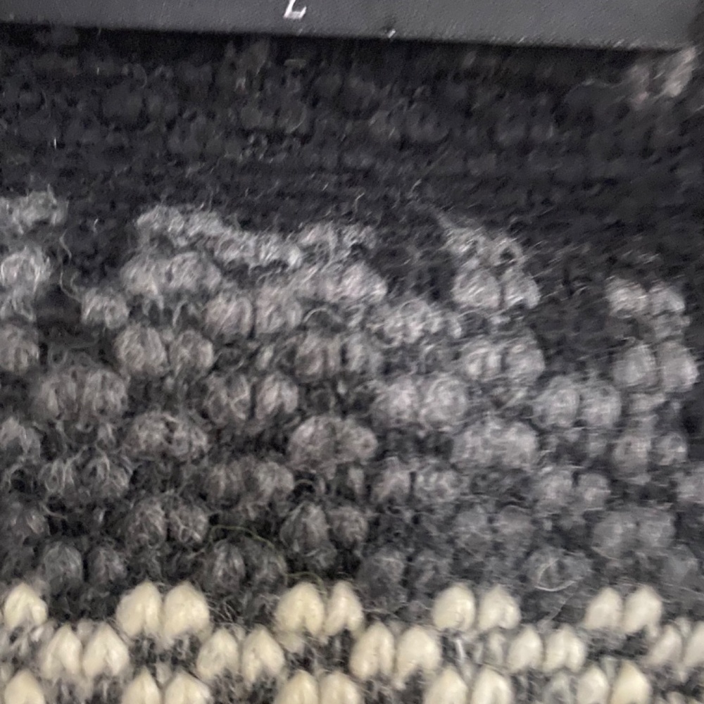 wool vest - Picture 2 of 3